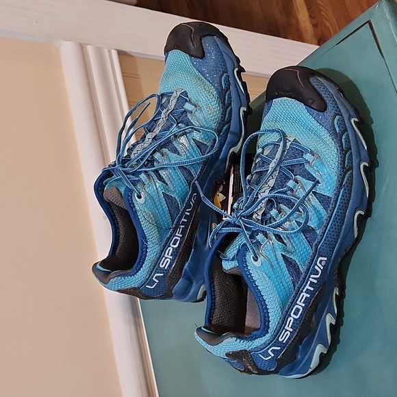 La Sportiva Shoes - La Sportiva trail shoes women's size 10